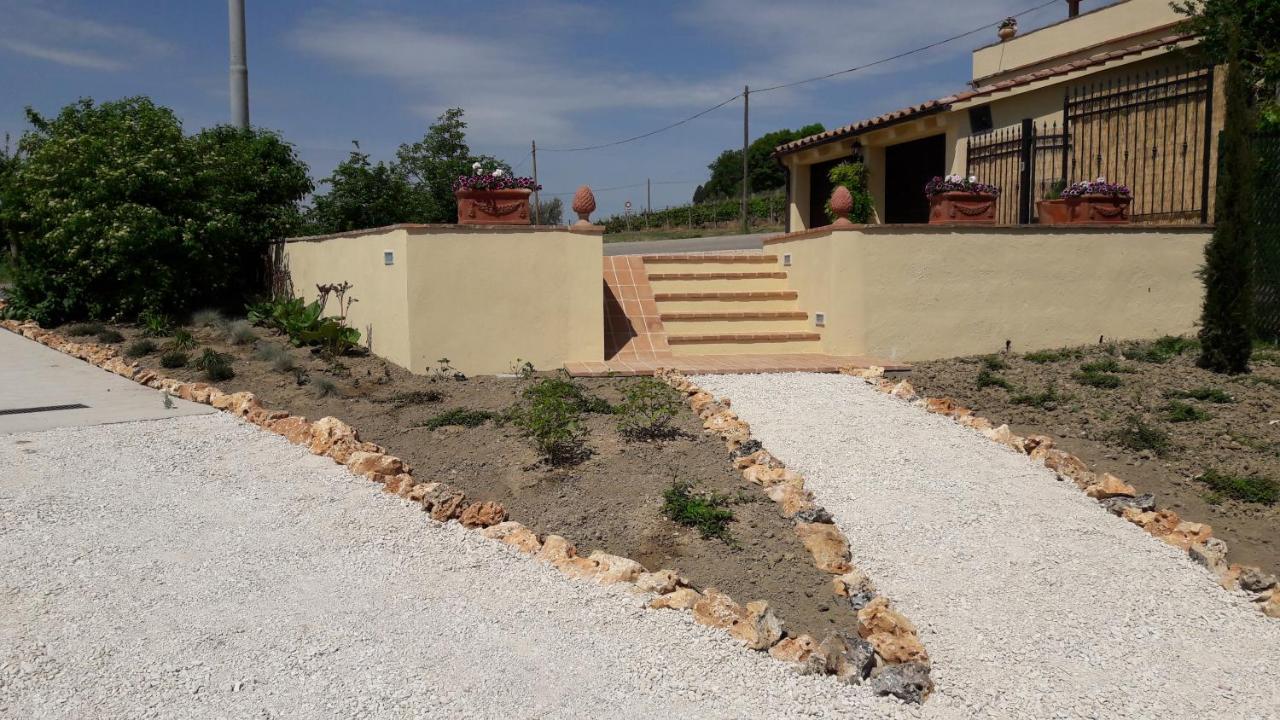 B&B Cum Grano Salis Castello delle Forme 外观 照片